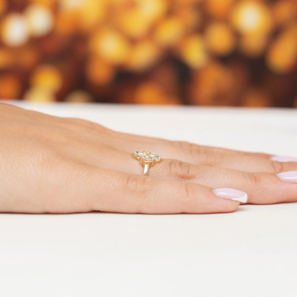 Gold Ring with Zirconia Flower Lucky Clover