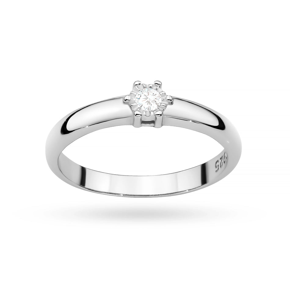 Strieborný prsteň so zirkónmi