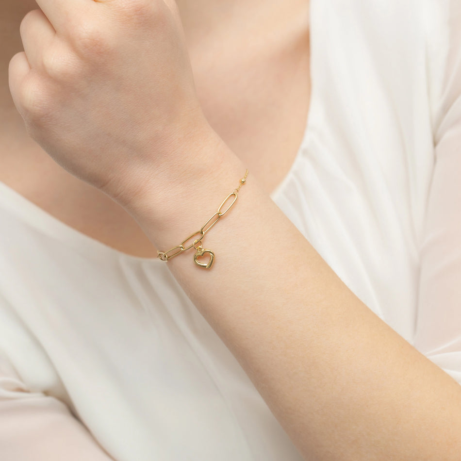 Gold Bracelet with Heart and Beads