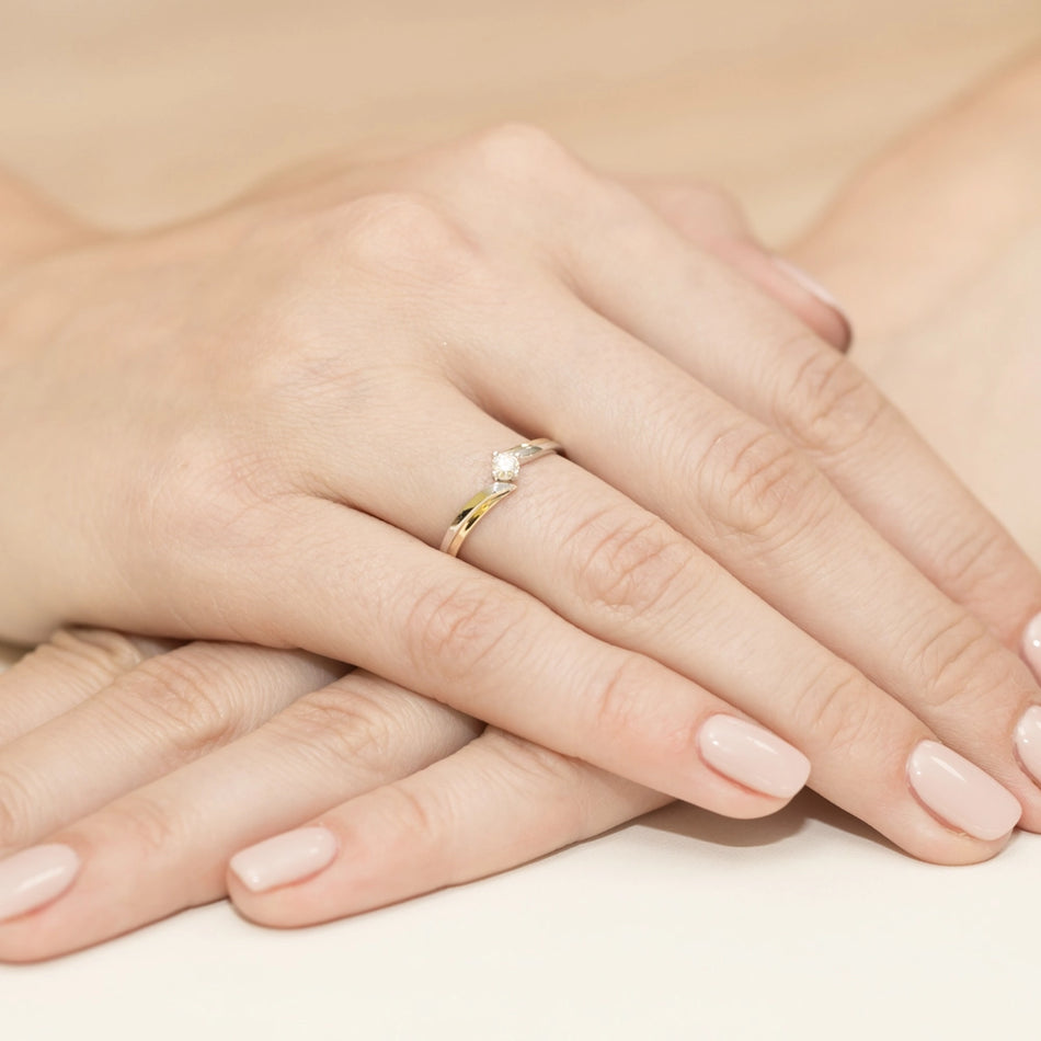 Gold Ring with 0.25ct Lab-diamond