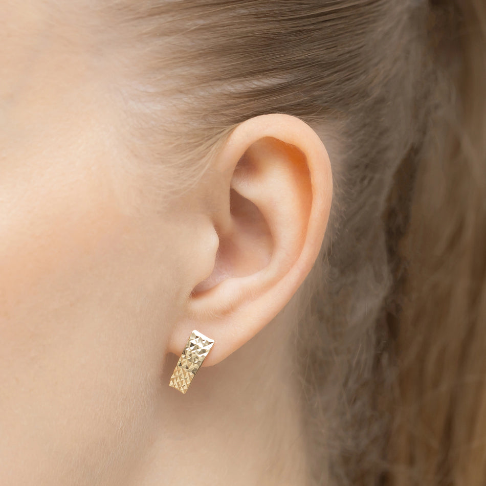 Gold Earrings with English Clasp