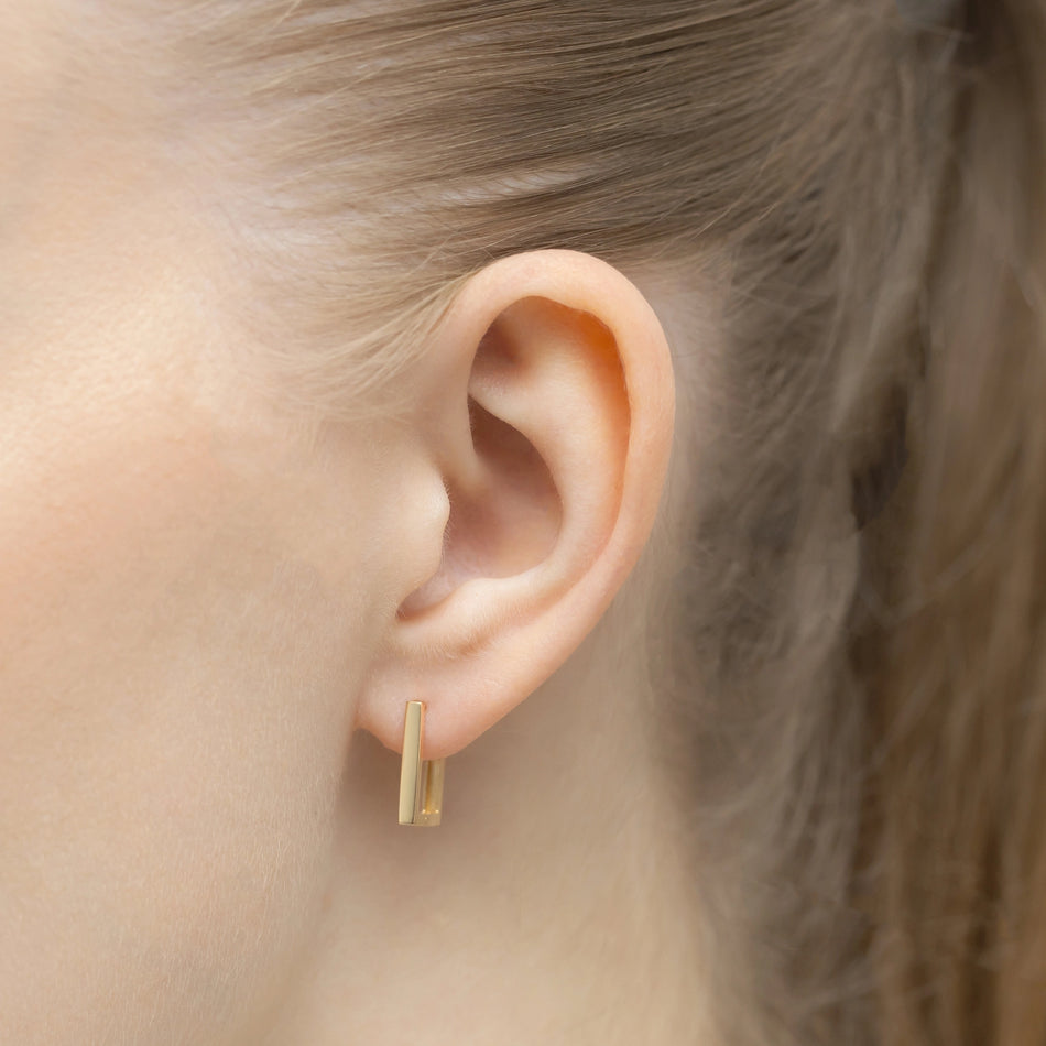 Gold Earrings with English Clasp