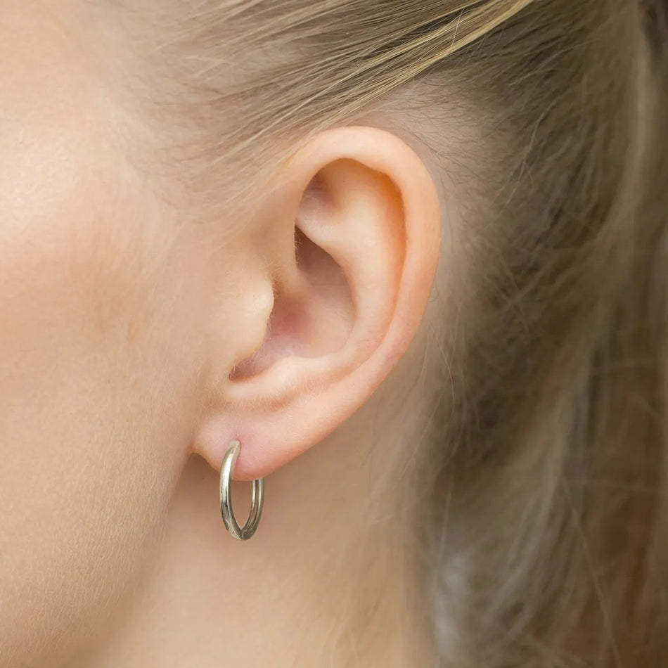 Strieborný Kruhové zásuvacie Náušnice 15mm