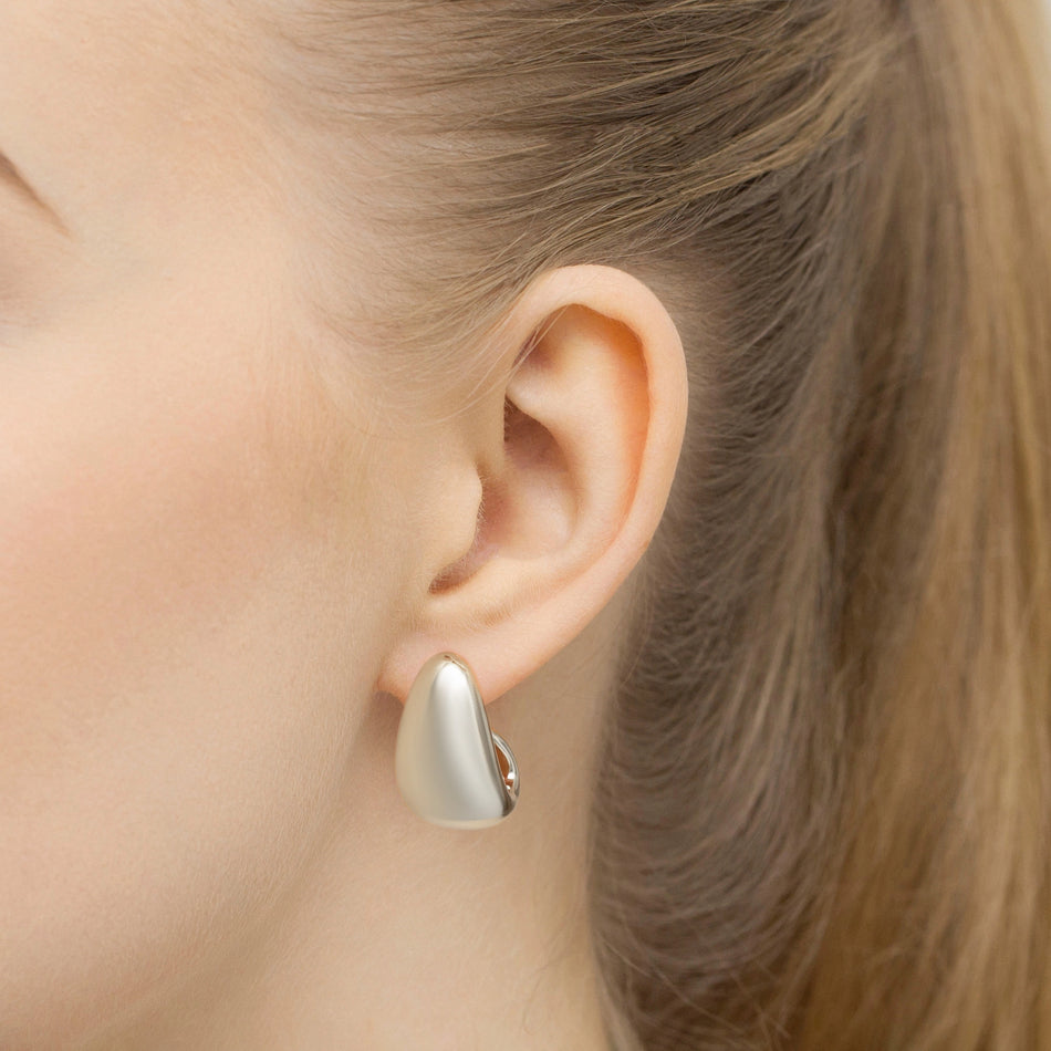 Strieborné puzetové náušnice