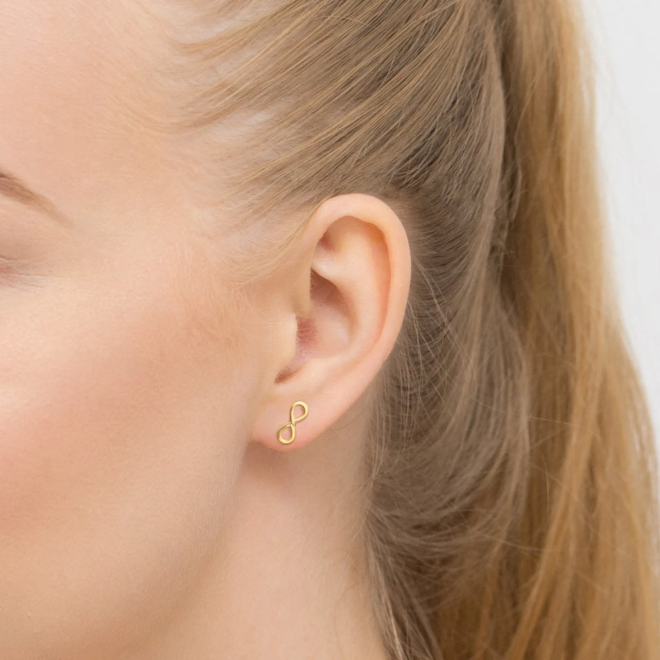 Zlaté puzeta náušnice Infinity