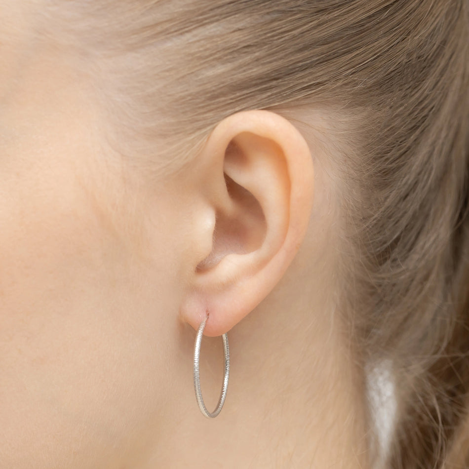 Strieborný Kruhové zásuvacie Náušnice