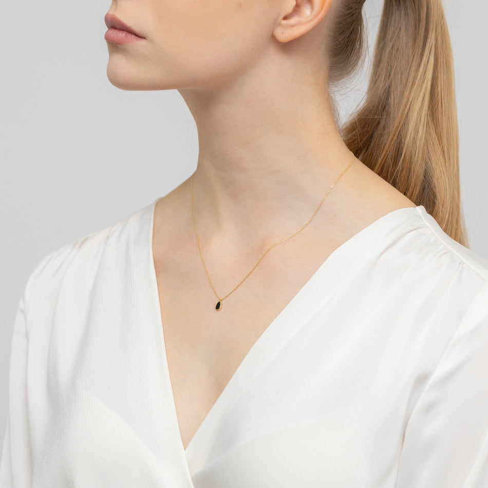 Gold Necklace Teardrop with Black Agate