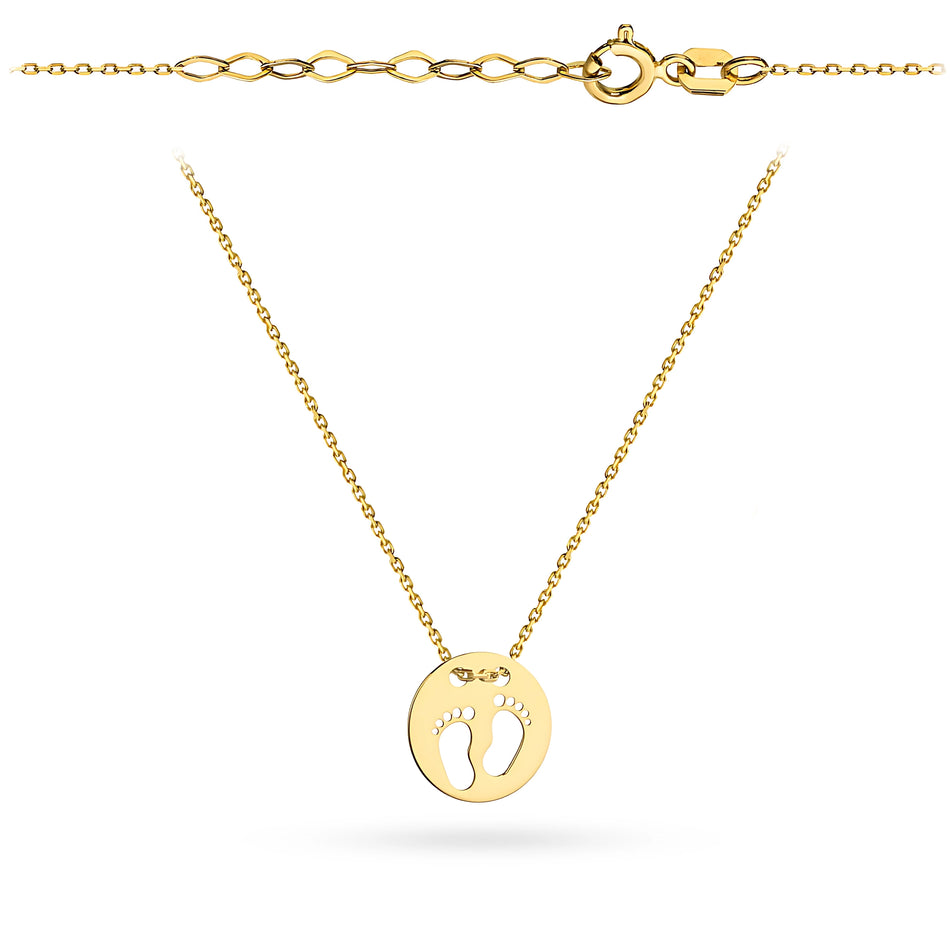 Zlatý náhrdelník s detskými nožičkami