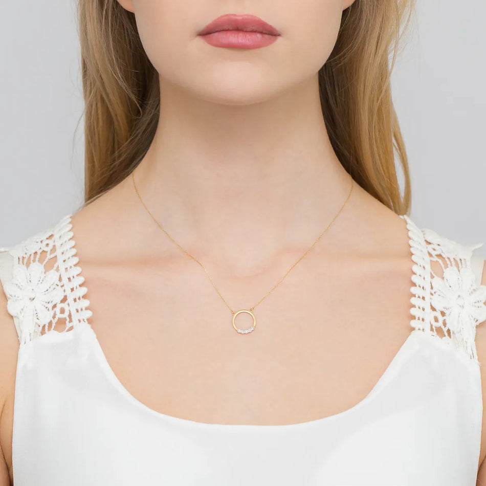 Gold Celebrity Necklace with Diamonds Circle
