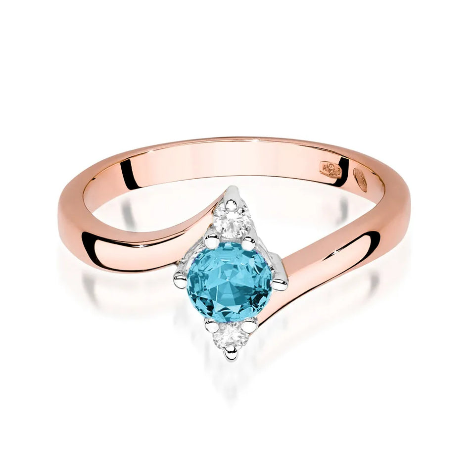 Gold Ring with 0.60ct Topaz and Diamonds