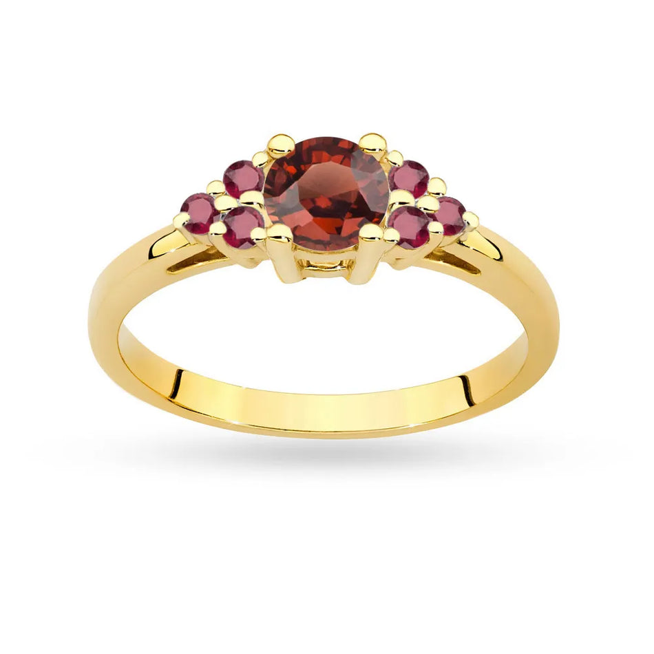 Gold Ring with 0,60ct Garnet and 6 Rubies