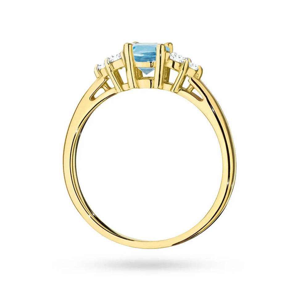 Gold Ring with 0,50ct Topaz and 6 Diamonds