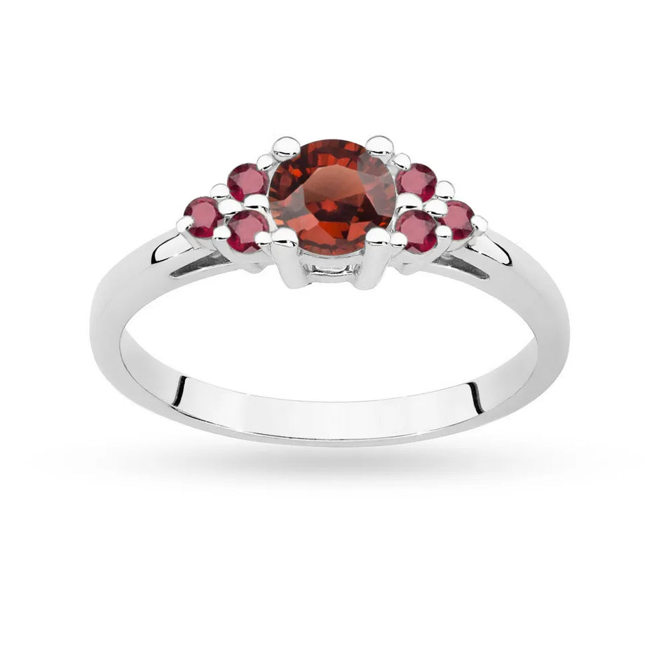 Gold Ring with 0,60ct Garnet and 6 Rubies