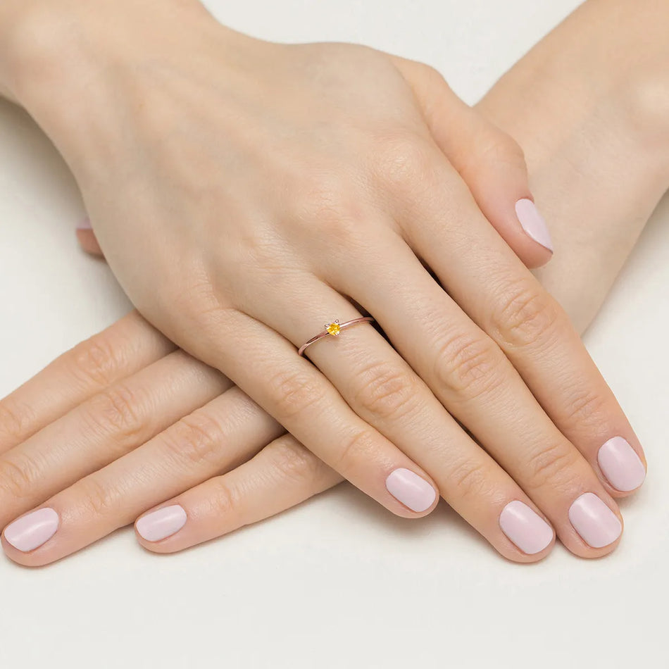 gold-ring-with-0-10ct-citrin-p129-585-c0-10