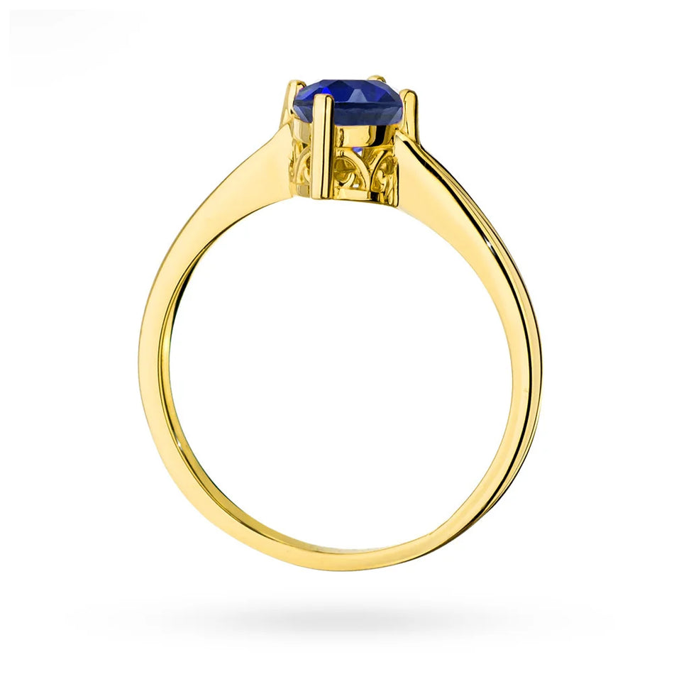 Gold Ring with 0.90ct Sapphire