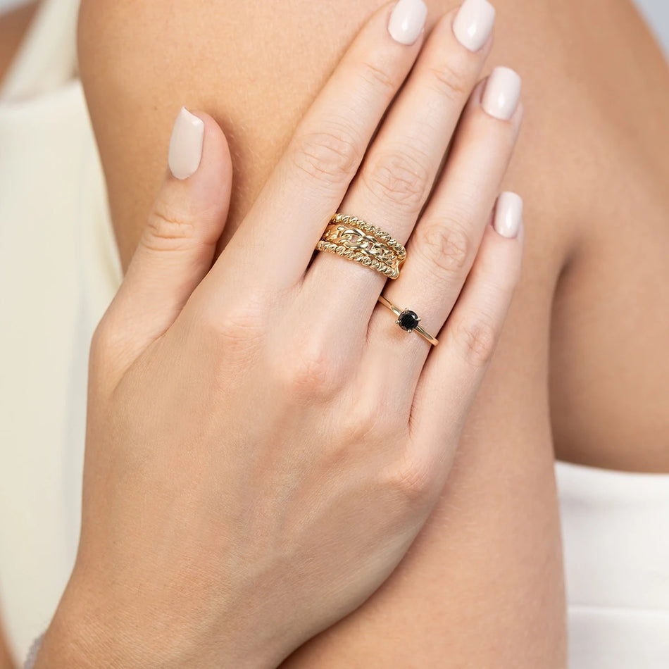 Zlatý prsteň s 0,50 ct čiernym diamantom