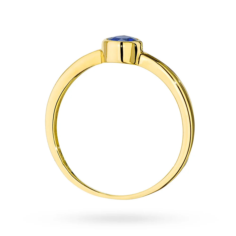 Gold Ring with 0.30ct Sapphire