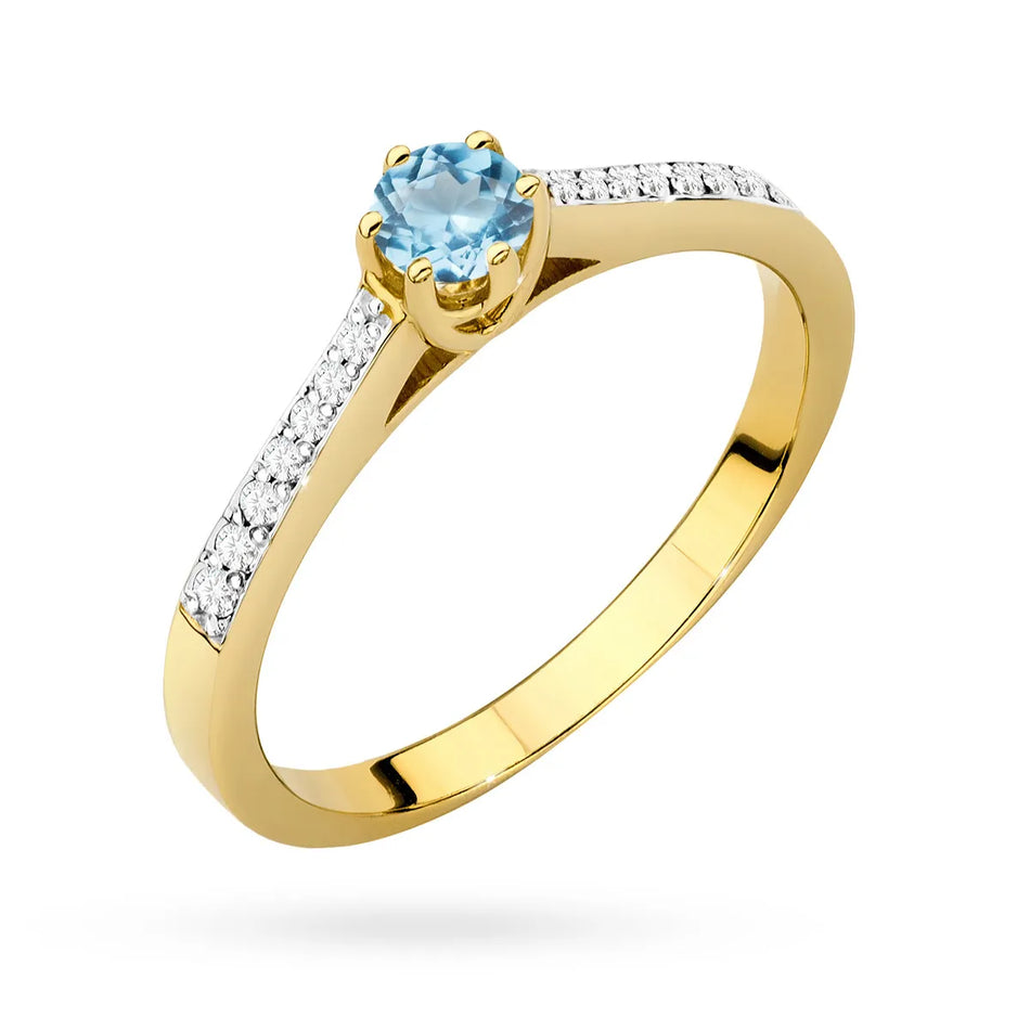 Gold Ring with 0.25ct Topaz and 0.092ct Diamonds