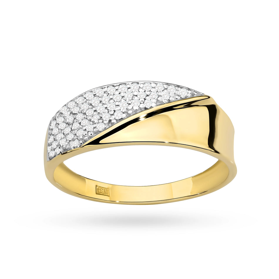 Gold Ring with Zirconia