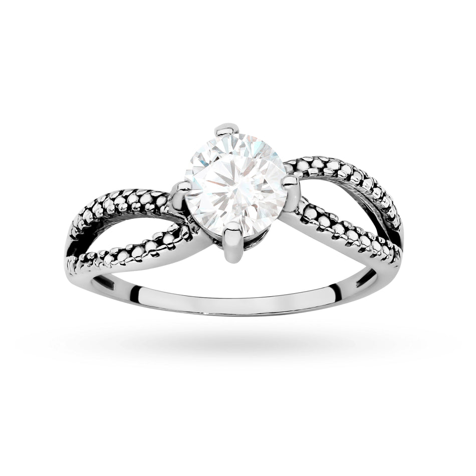 Strieborný prsteň so zirkónmi