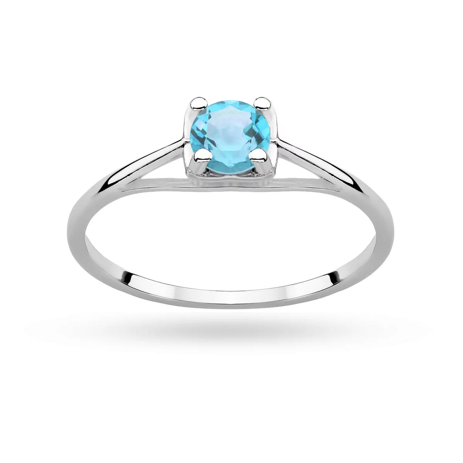 Strieborný prsteň so zirkónmi