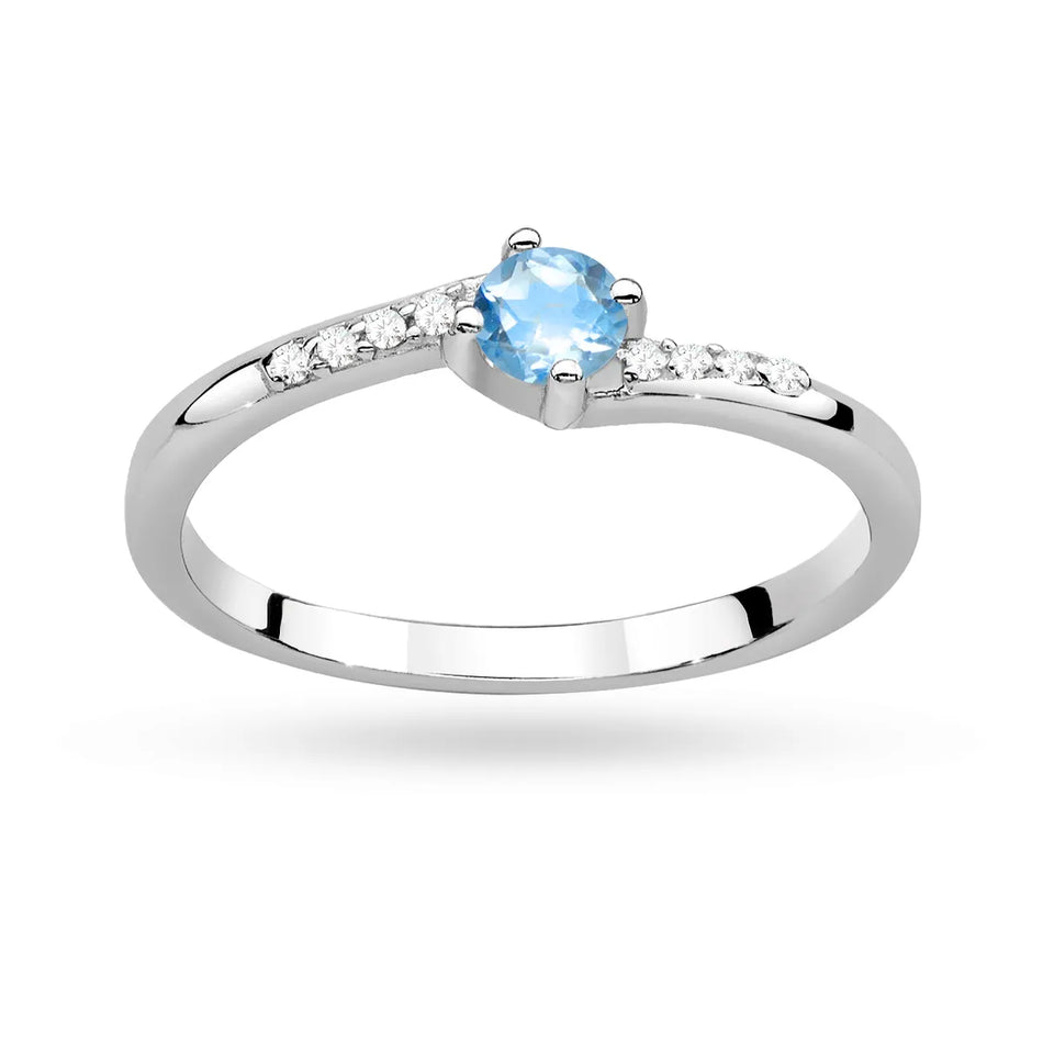 Strieborný prsteň so zirkónmi