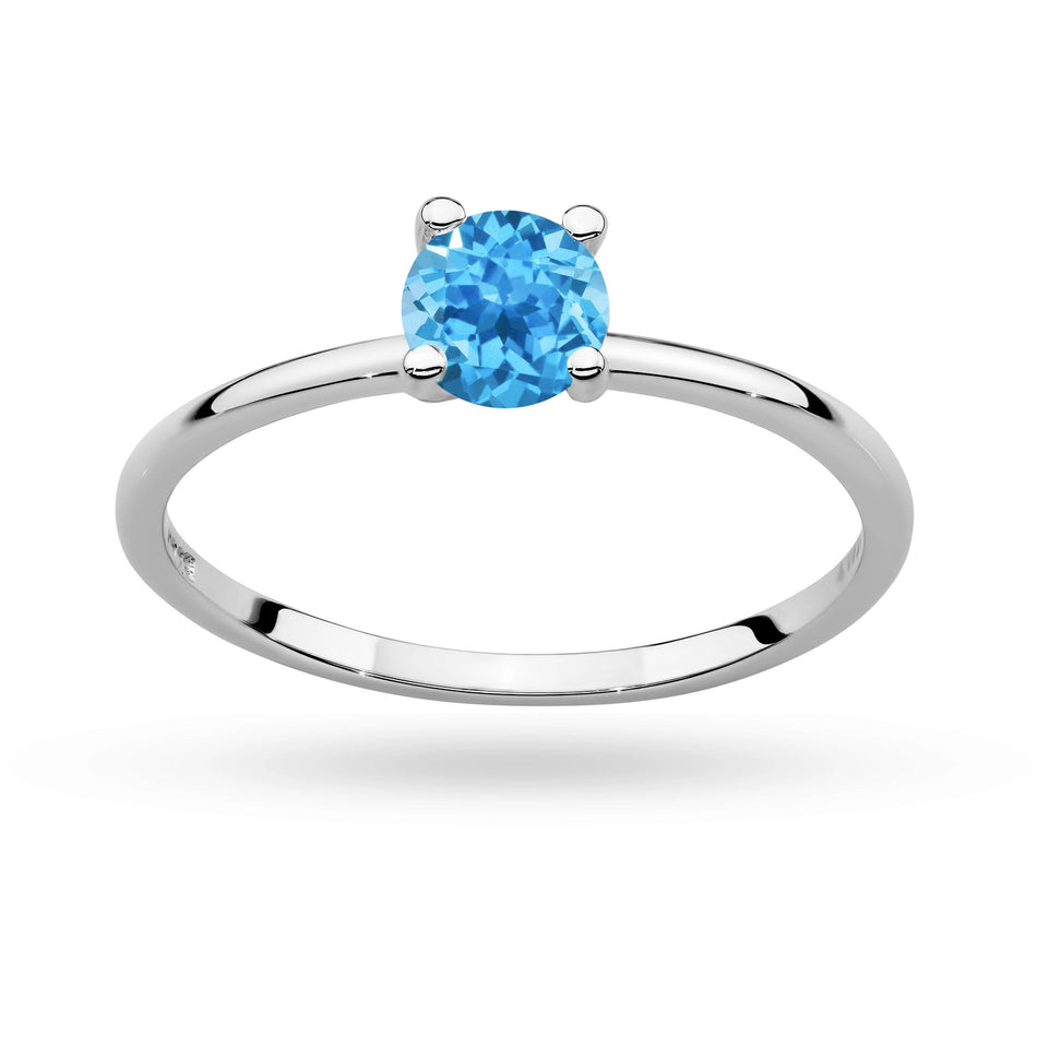 Strieborný prsteň so zirkónmi