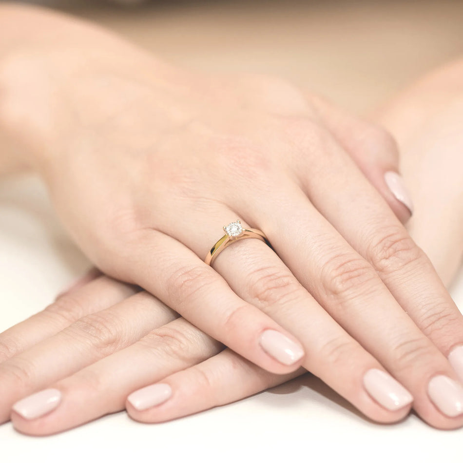 Gold Ring with 0.08ct Diamond