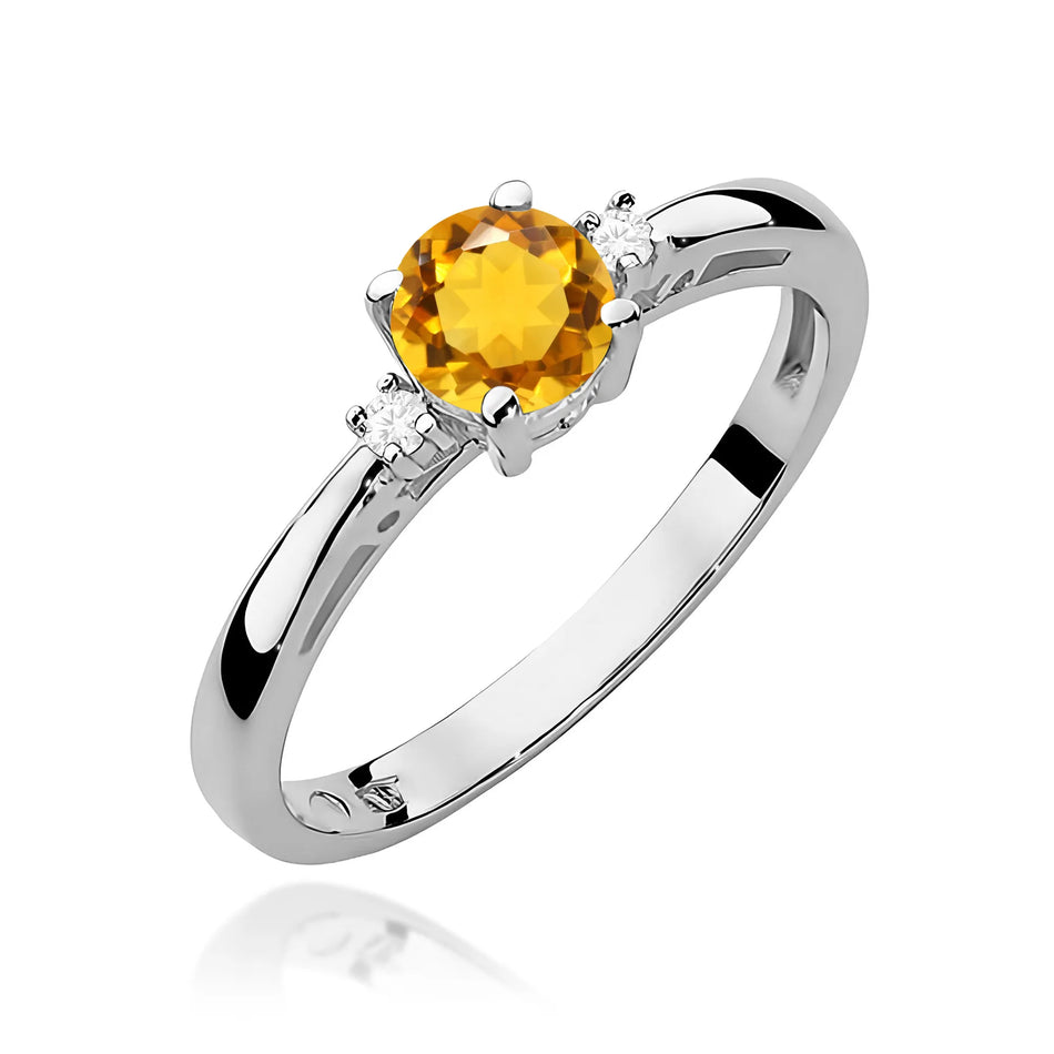 Gold Ring with 0.50ct Citrin and Diamonds