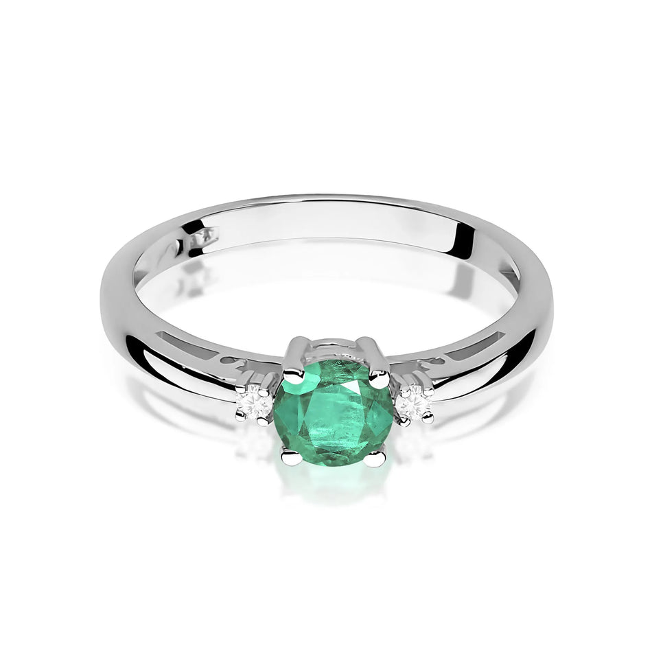 Gold Ring with 0.50ct Emerald and Diamonds