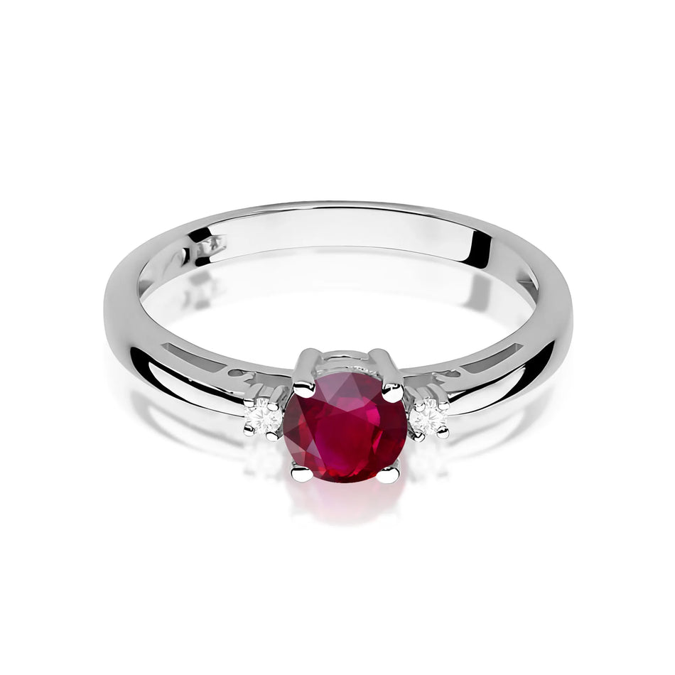 Gold Ring with 0.60ct Ruby and Diamonds