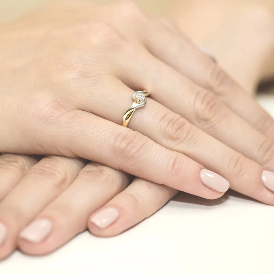 Gold Ring with 0.035ct Diamonds