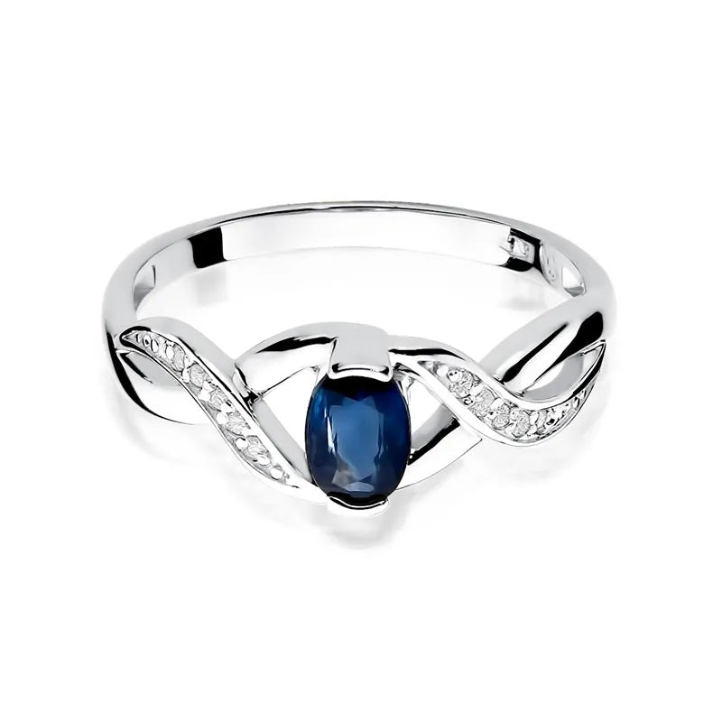 Gold Ring with 0.70ct Sapphire and 0.05ct Diamonds
