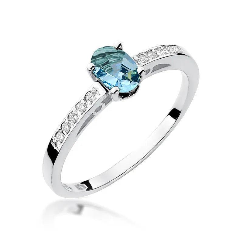 Gold Ring with 0.50ct Topaz and 0.05ct Diamonds