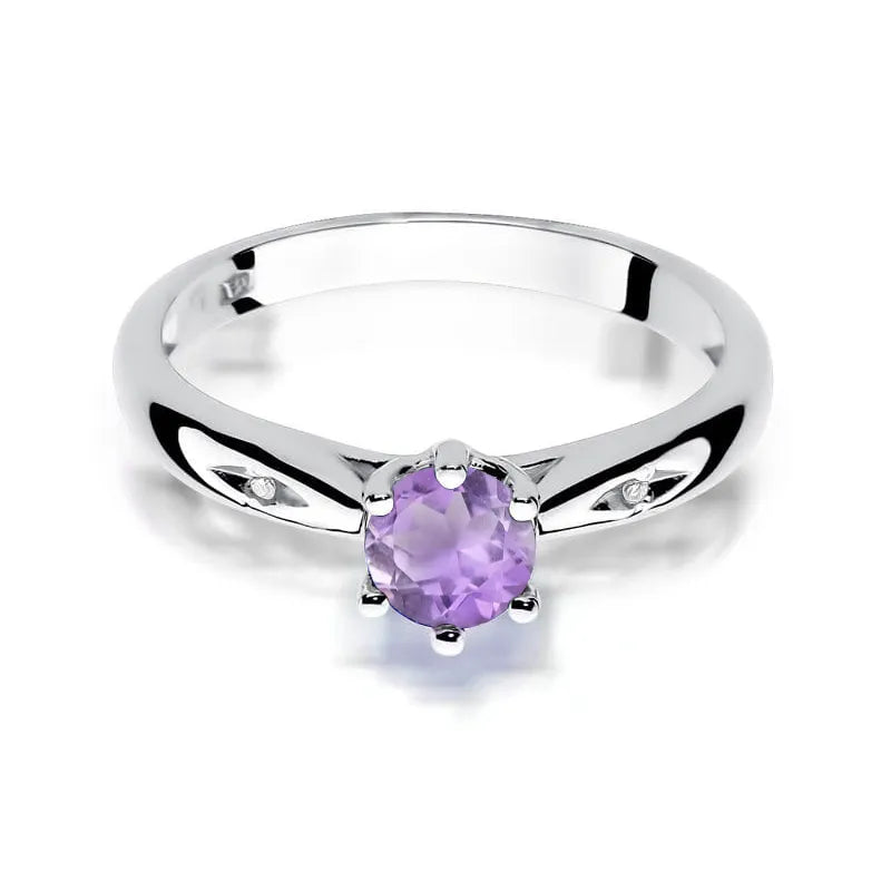 Gold Ring with 0.50ct Amethyst and Diamonds
