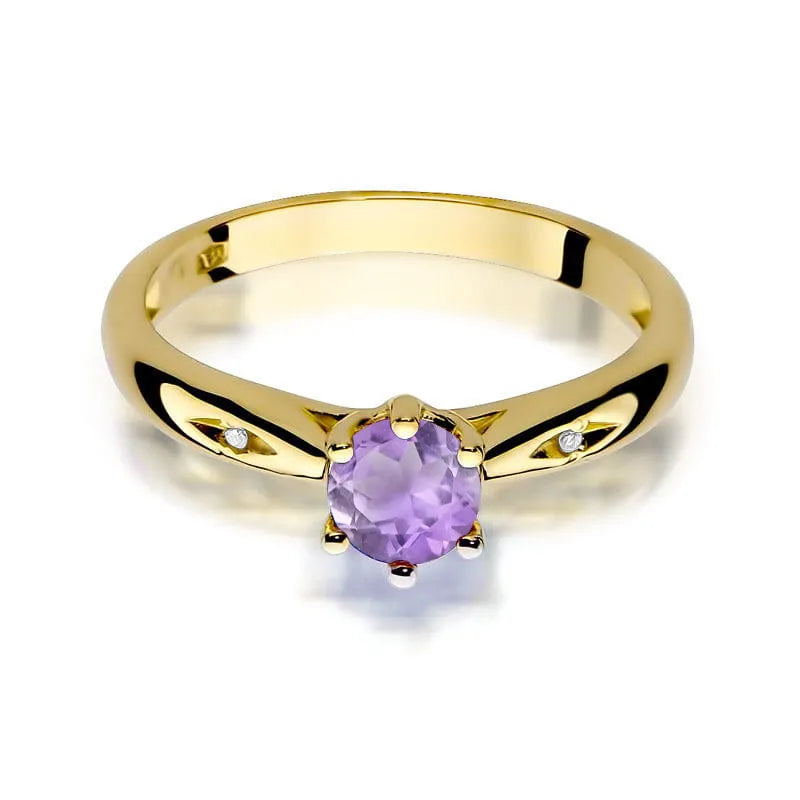 Gold Ring with 0.50ct Amethyst and Diamonds