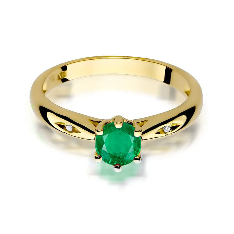 Gold Ring with 0.50ct Emerald and Diamonds