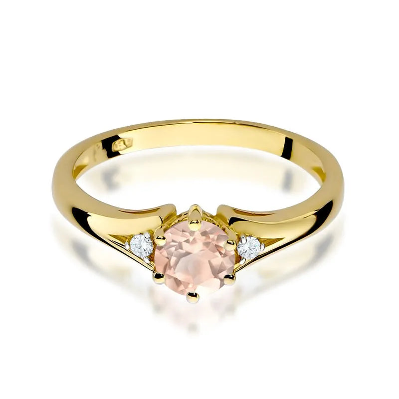 Gold Ring with 0.40ct Morganite and Diamonds
