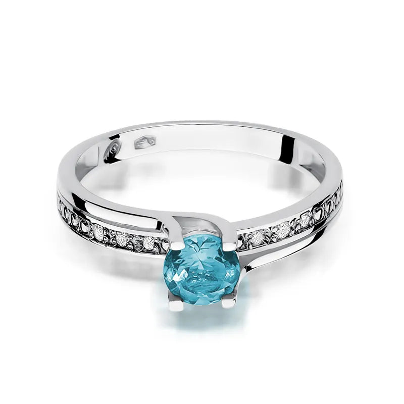 Gold Ring with 0.50ct Topaz and 0.03ct Diamonds