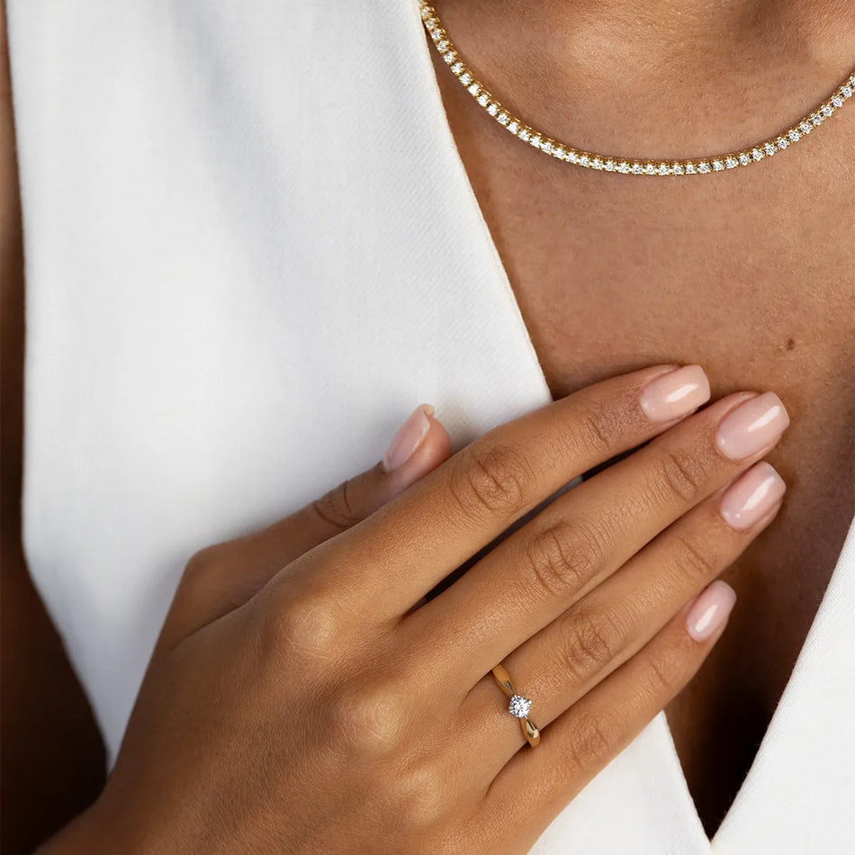 Gold Ring with 0.15ct Lab-diamond