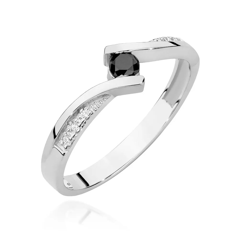 Gold Ring with 0.12ct Black diamond and 0.03ct Diamonds
