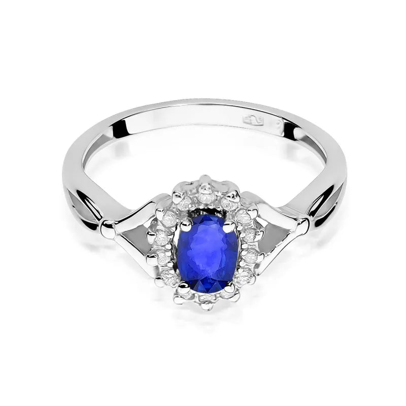 Gold Ring with 0.70ct Sapphire and 0.12ct Diamonds