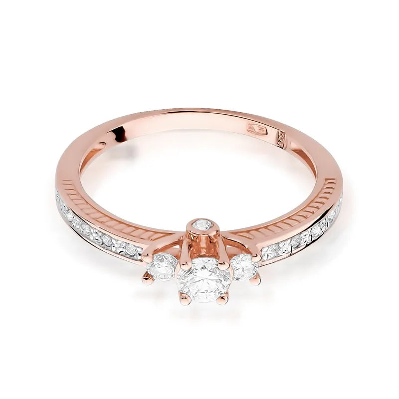 Gold Ring with 0.20ct and 0.215ct Diamonds