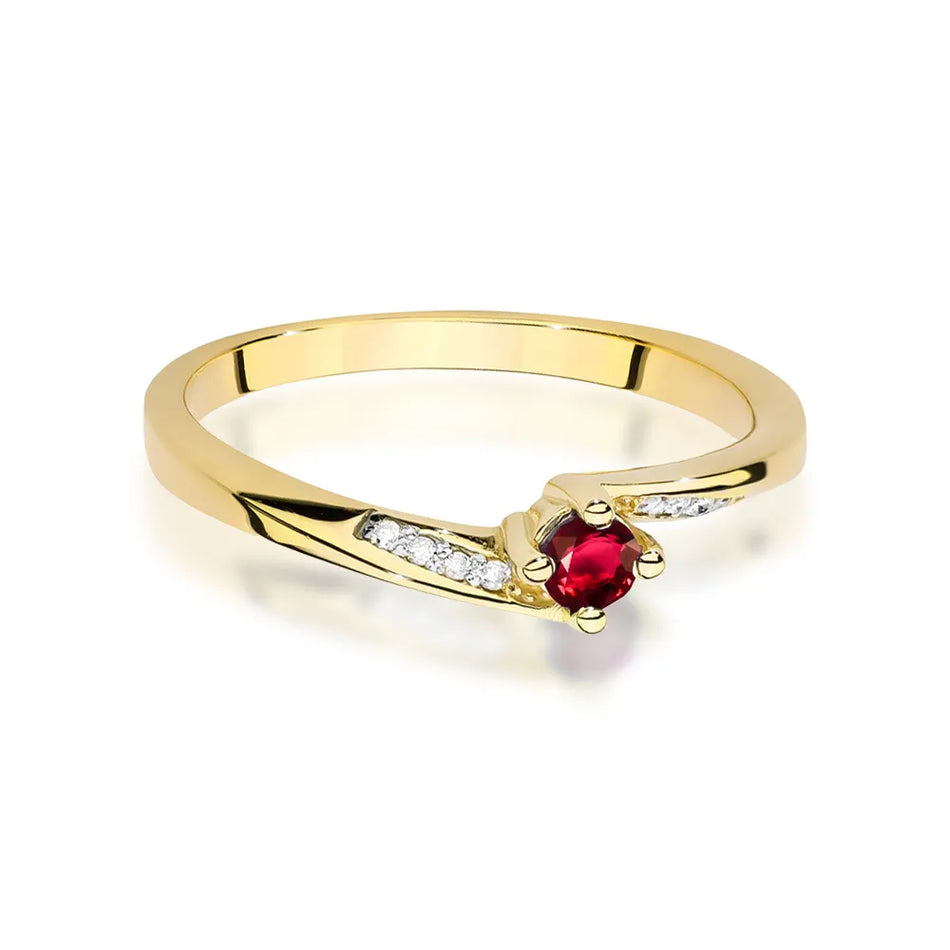 Gold Ring with 0.15ct Ruby and 0.04ct Diamonds