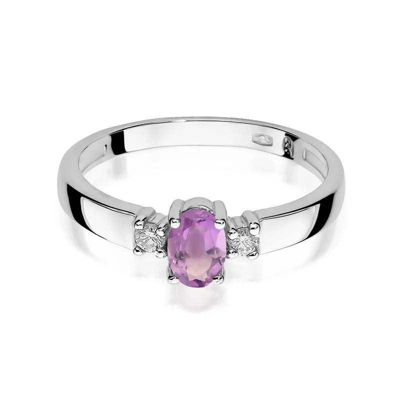 Gold Ring with 0.40ct Amethyst and 0.08ct Diamonds