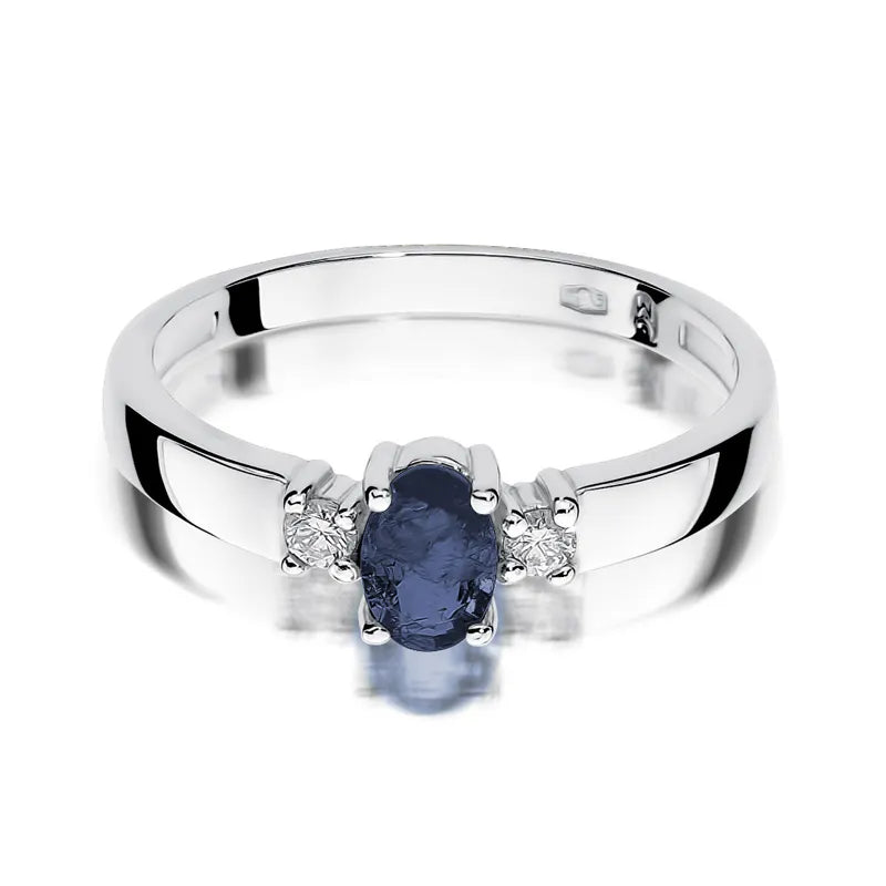 Gold Ring with 0.70ct Sapphire and 0.08ct Diamonds