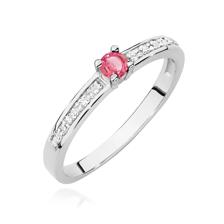 Gold Ring with 0.15ct Pink Topaz and 0.05ct Diamonds