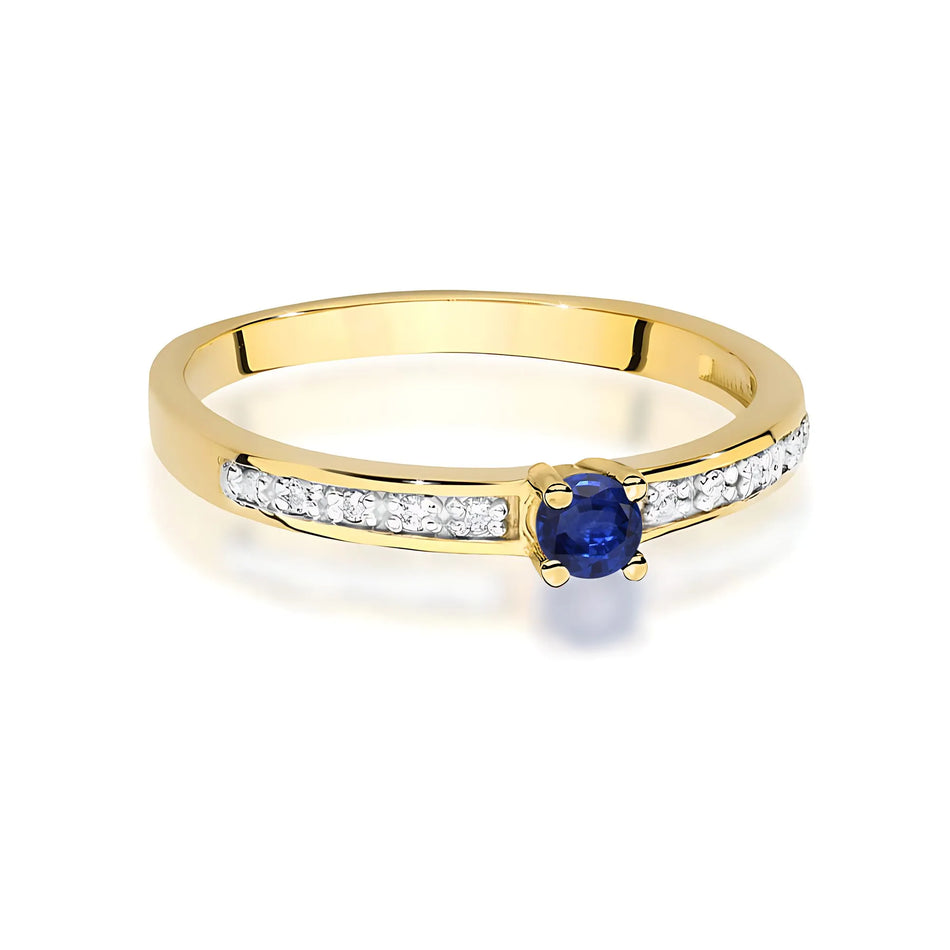 Gold Ring with 0.15ct Sapphire and 0.05ct Diamonds