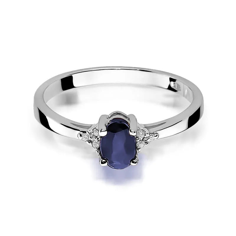 Gold Ring with 0.70ct Sapphire and 0.052ct Diamonds