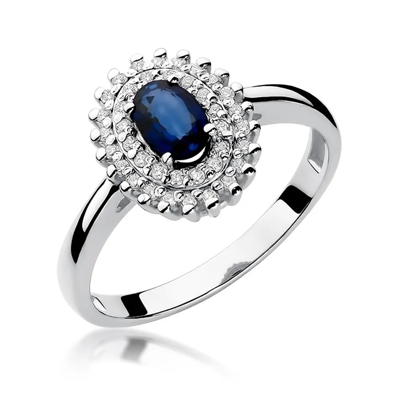 Gold Ring with 0.70ct Sapphire and 0.195ct Diamonds